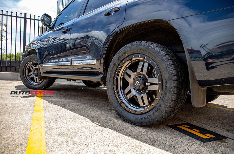 TOYOTA LANDCRUSIER ANZA MATTE ANTHRACITE WITH BLACK RING